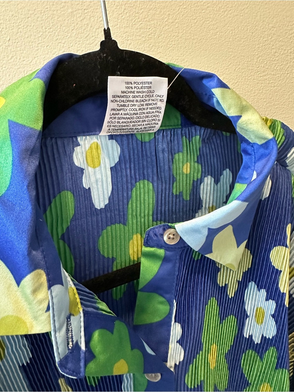 NWT SAMMY B Floral Pleated Button-Up Shirt size L— Blue, Green, Yellow - Picture 5 of 6